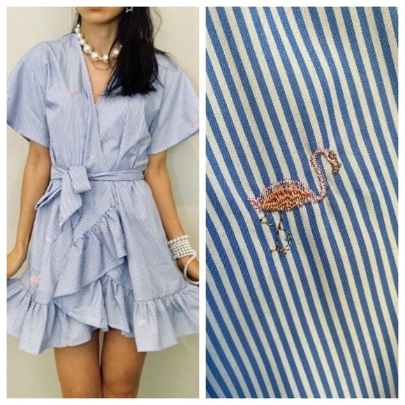 Romeo & Juliet Couture Dresses & Skirts - Romeo & Juliet Couture Flamingo Wrap Dress Small